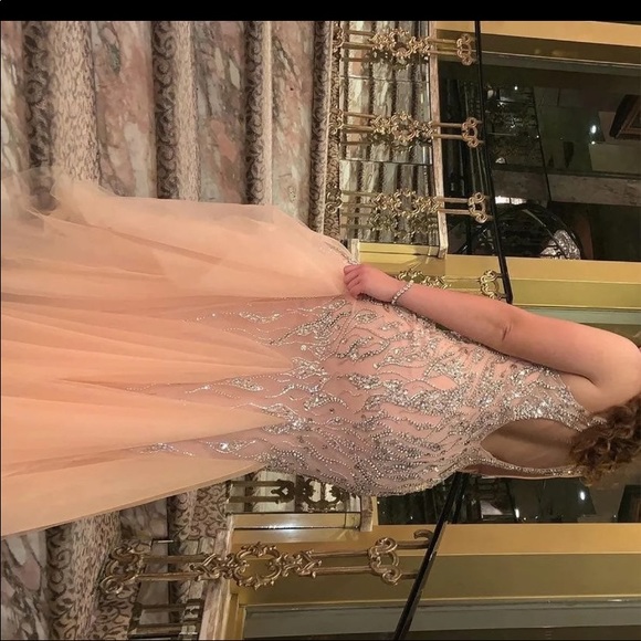 PROM DRESS - Picture 5 of 7